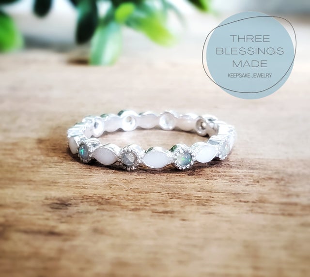 Simple Oval Keepsake Bracelet  Three Blessings Made Keepsake Jewelry and Breastmilk  Jewelry